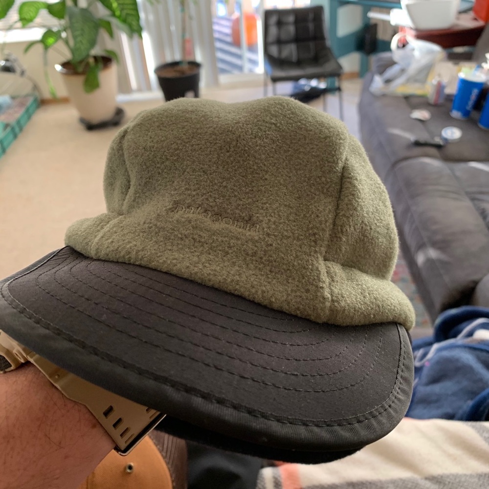 Rare Vtg Patagonia fleece ear flap ski cap
